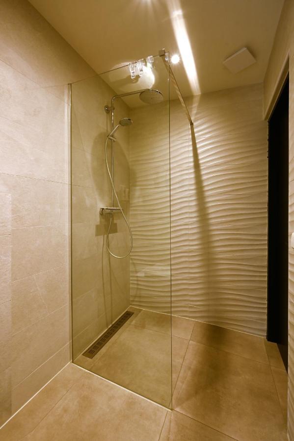 Zen-Bungalow No 1 Met Sauna En Hottub Rheezerveen Екстериор снимка
